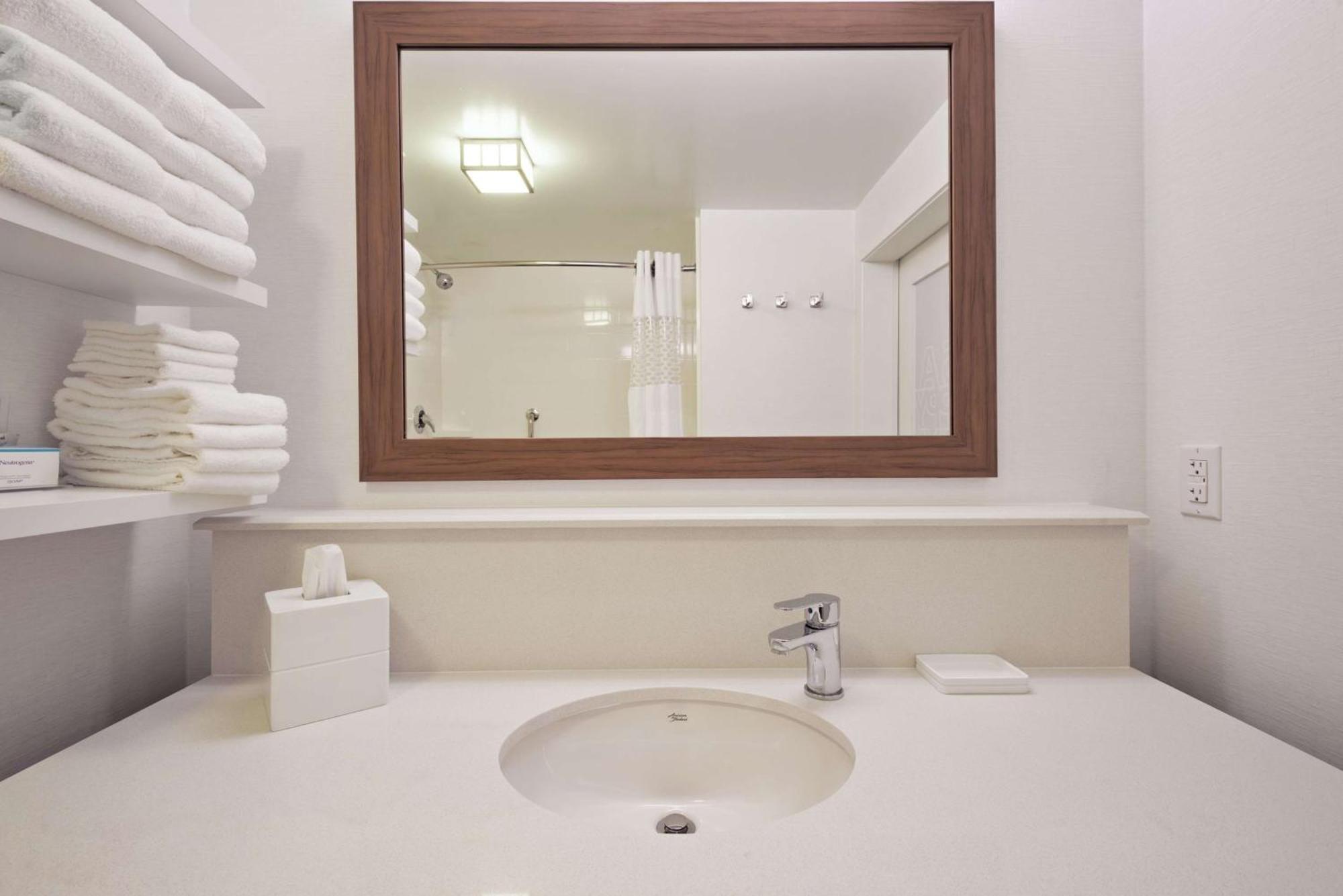 Hampton Inn & Suites North Huntingdon-Irwin, Pa Εξωτερικό φωτογραφία