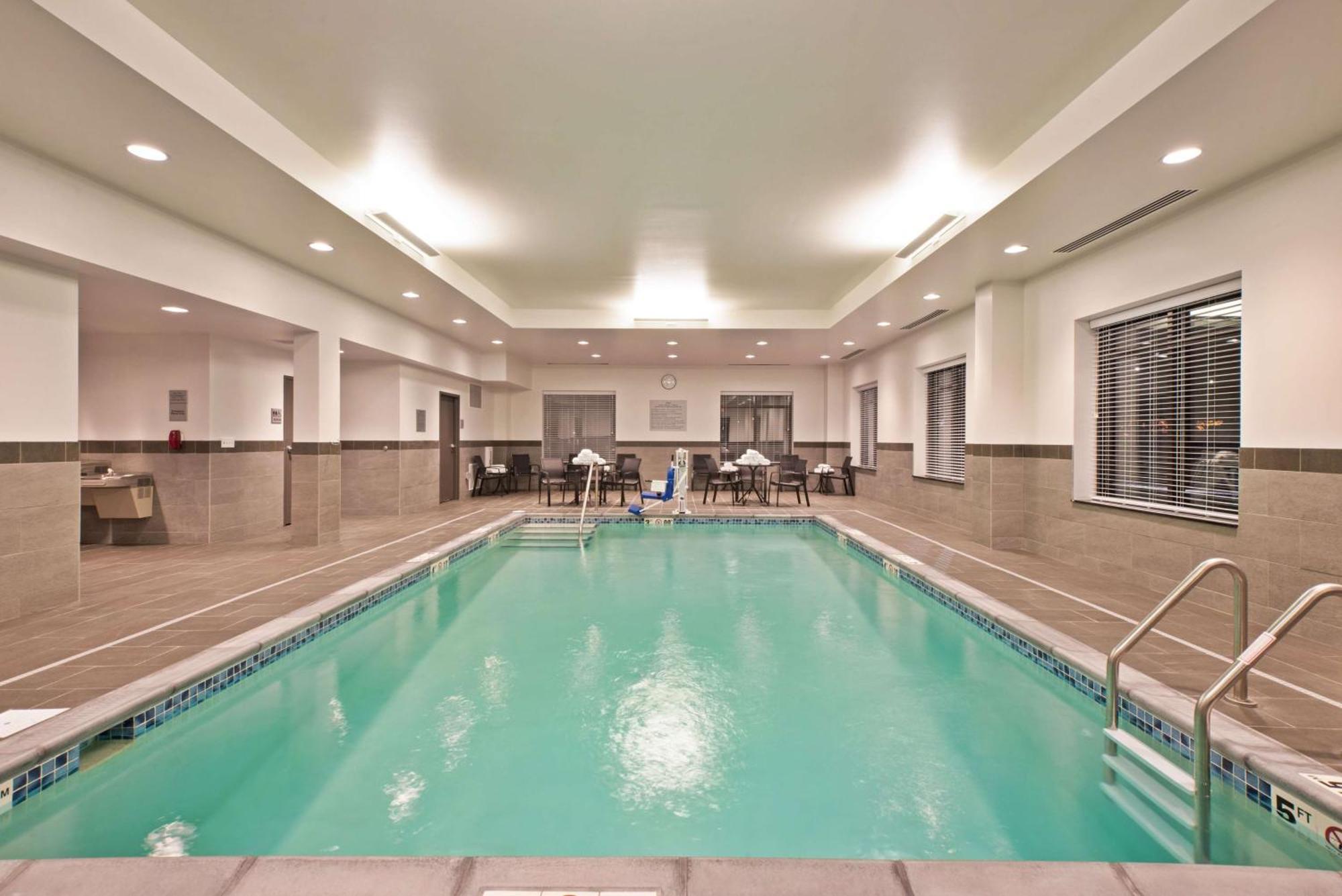Hampton Inn & Suites North Huntingdon-Irwin, Pa Εξωτερικό φωτογραφία